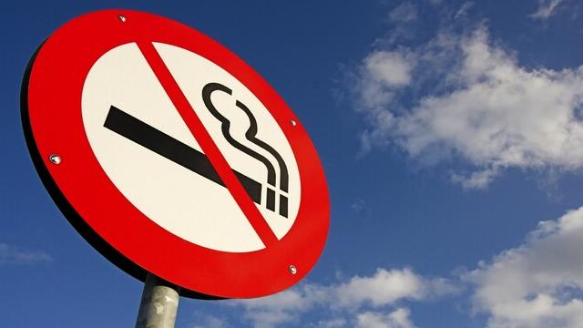 В Таиланде вводят запрет на курение дома
